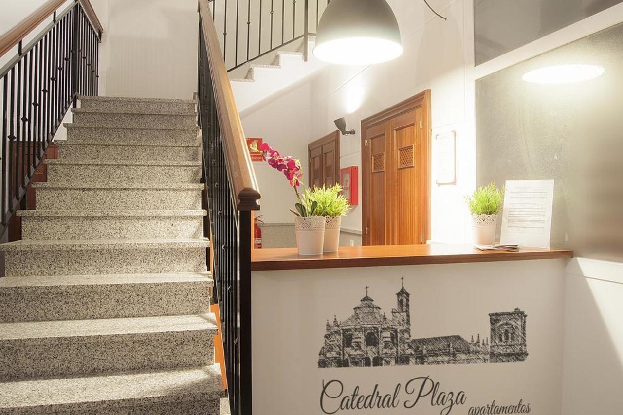Catedral Plaza 3000 Apartment *