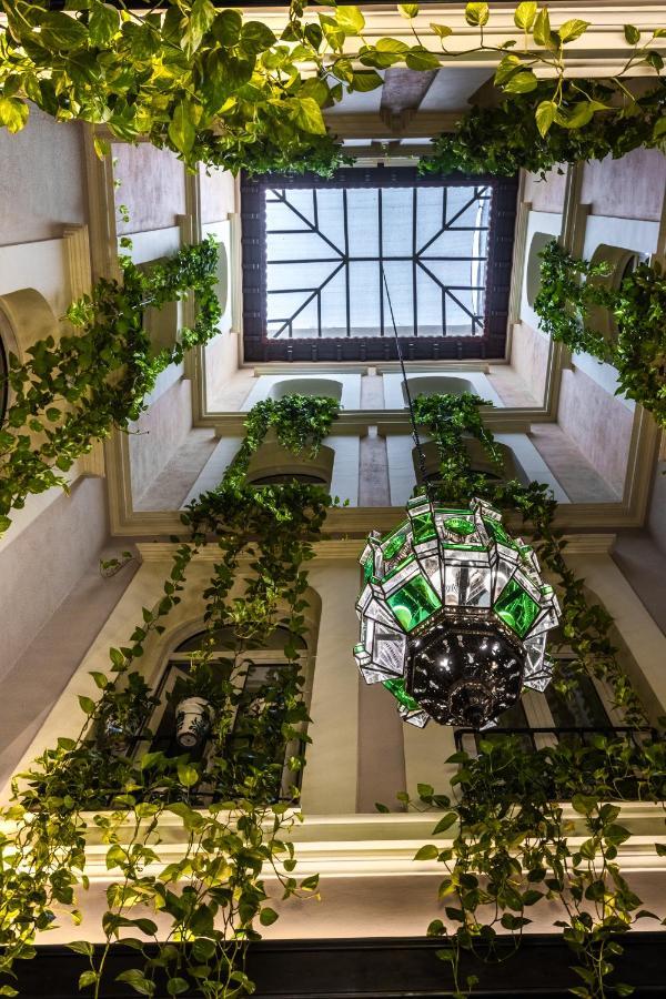 Reina Cristina Hotel 3*