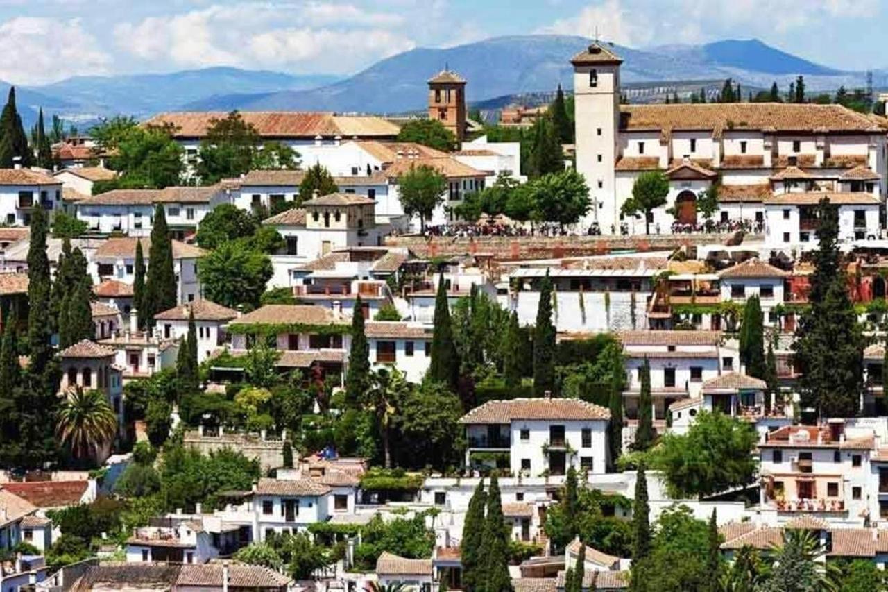 Apartment Charming Historic Centre 80 M² + Balcony Granada