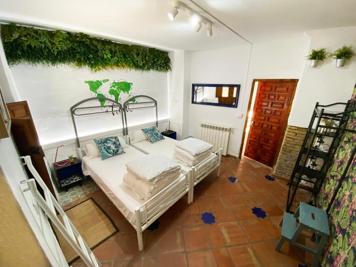 Makuto Coliving House Hostel *