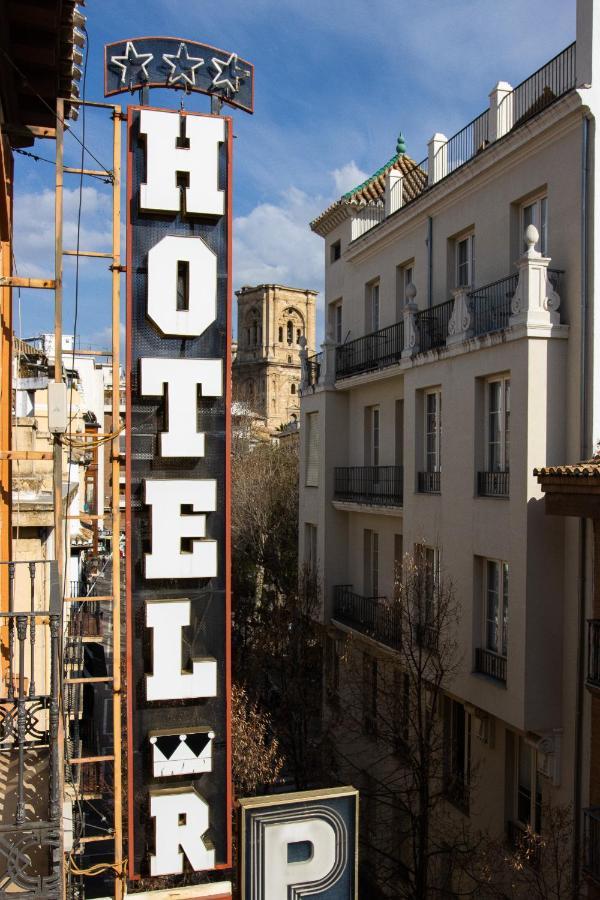 Reina Cristina Hotel 3*