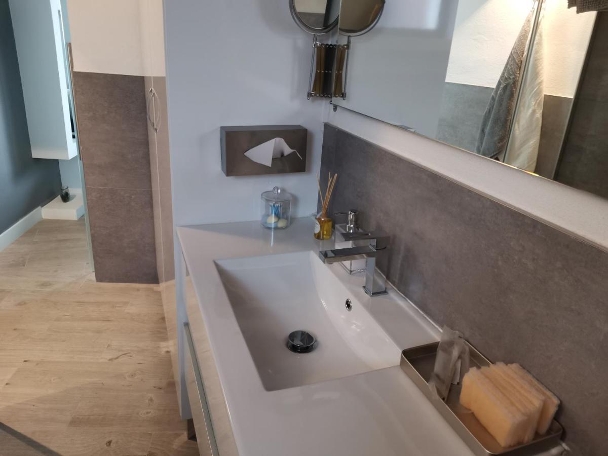 Apartment Fg Albayzin Apartamento Deluxe Con Terraza Vistas Y Parking Gratis *