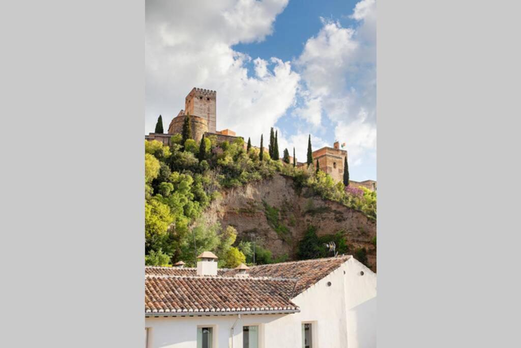 Casita A La Luz De La Alhambra Apartment *