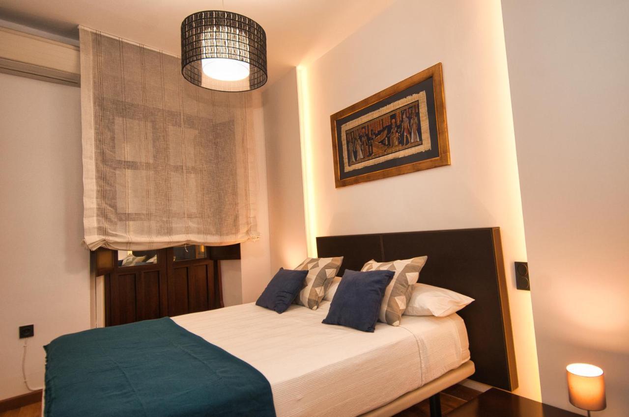 Appartement Almona 1 *