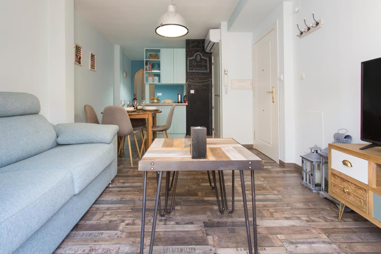 Sky Is Blue In - Private Parking Included * Granada