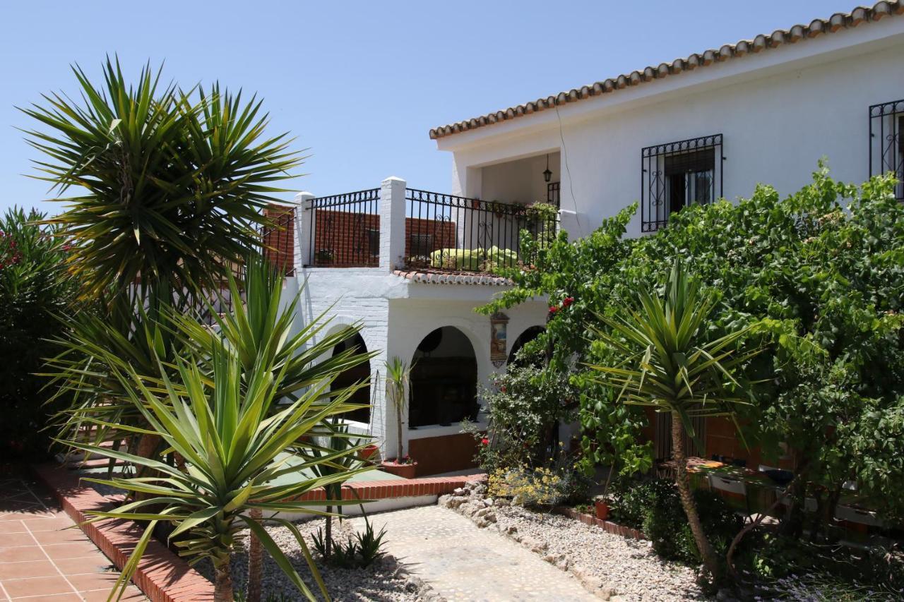 Gorgeous Sleeps 11 Private Pool And Garden Villa *