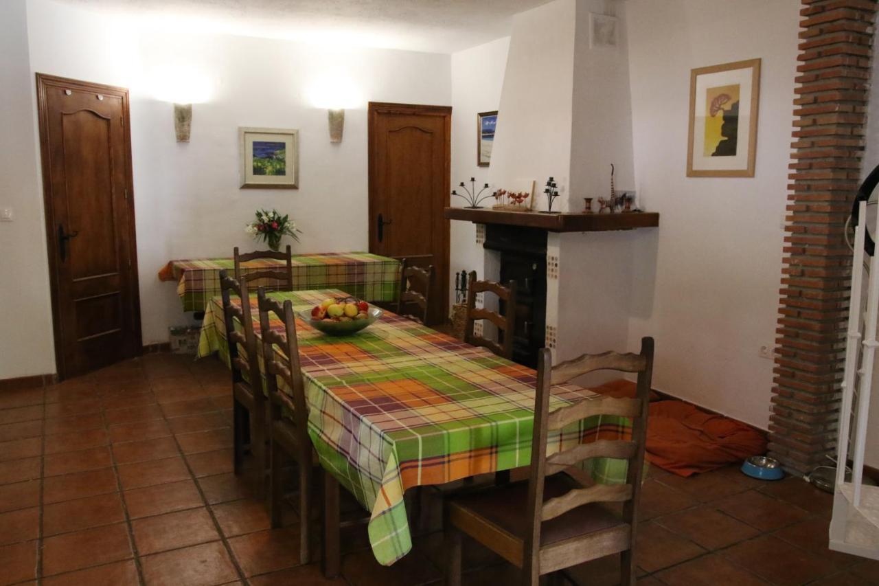 Gorgeous Sleeps 11 Private Pool And Garden Villa Granada