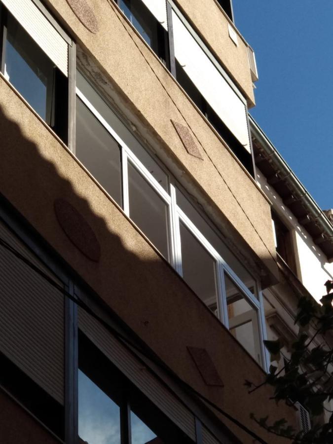 Mesonhomes Center - & Work * Granada