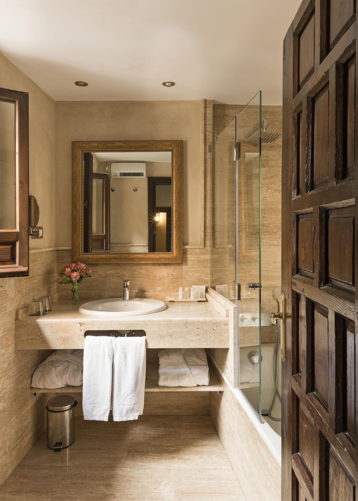 Khách sạn Casa 1800 3*