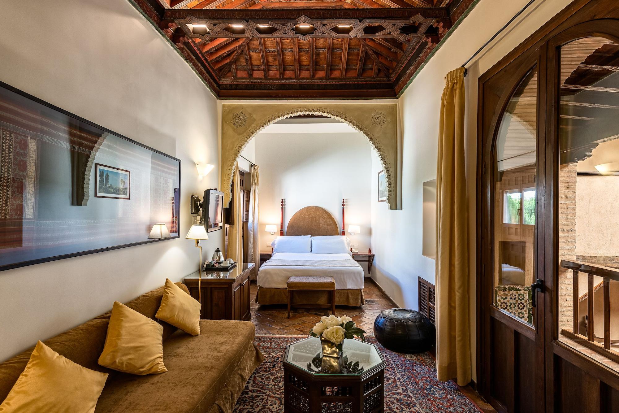 Hotel Casa Morisca 3*
