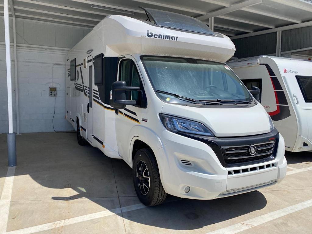 Campsite Magnifica Autocaravana Adria Matrix Axess 670sl *