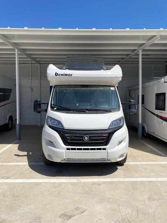 Magnifica Autocaravana Adria Matrix Axess 670sl Campsite