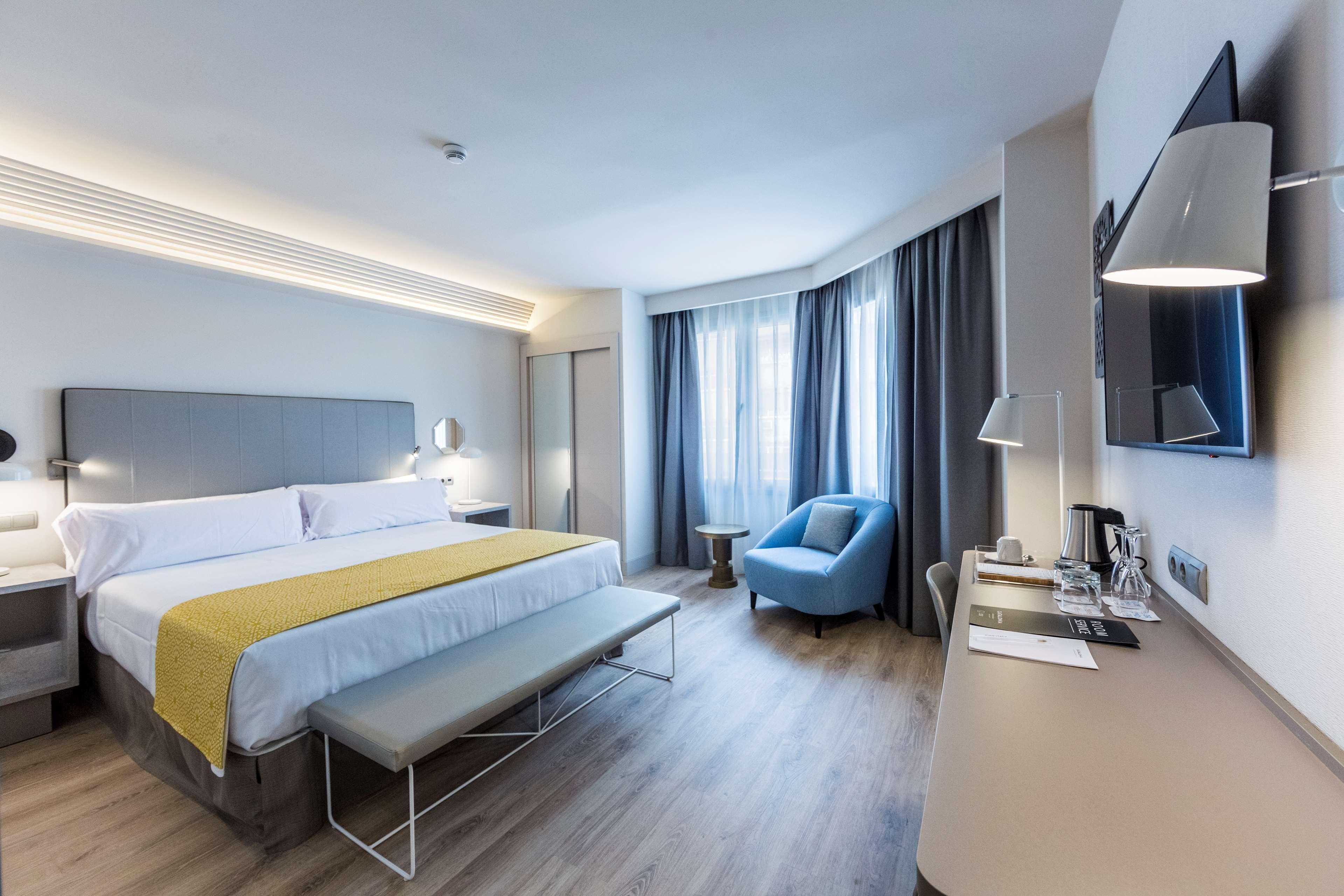 Catalonia 4*