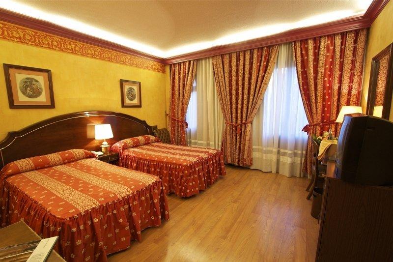 Princesa Ana 4* Granada