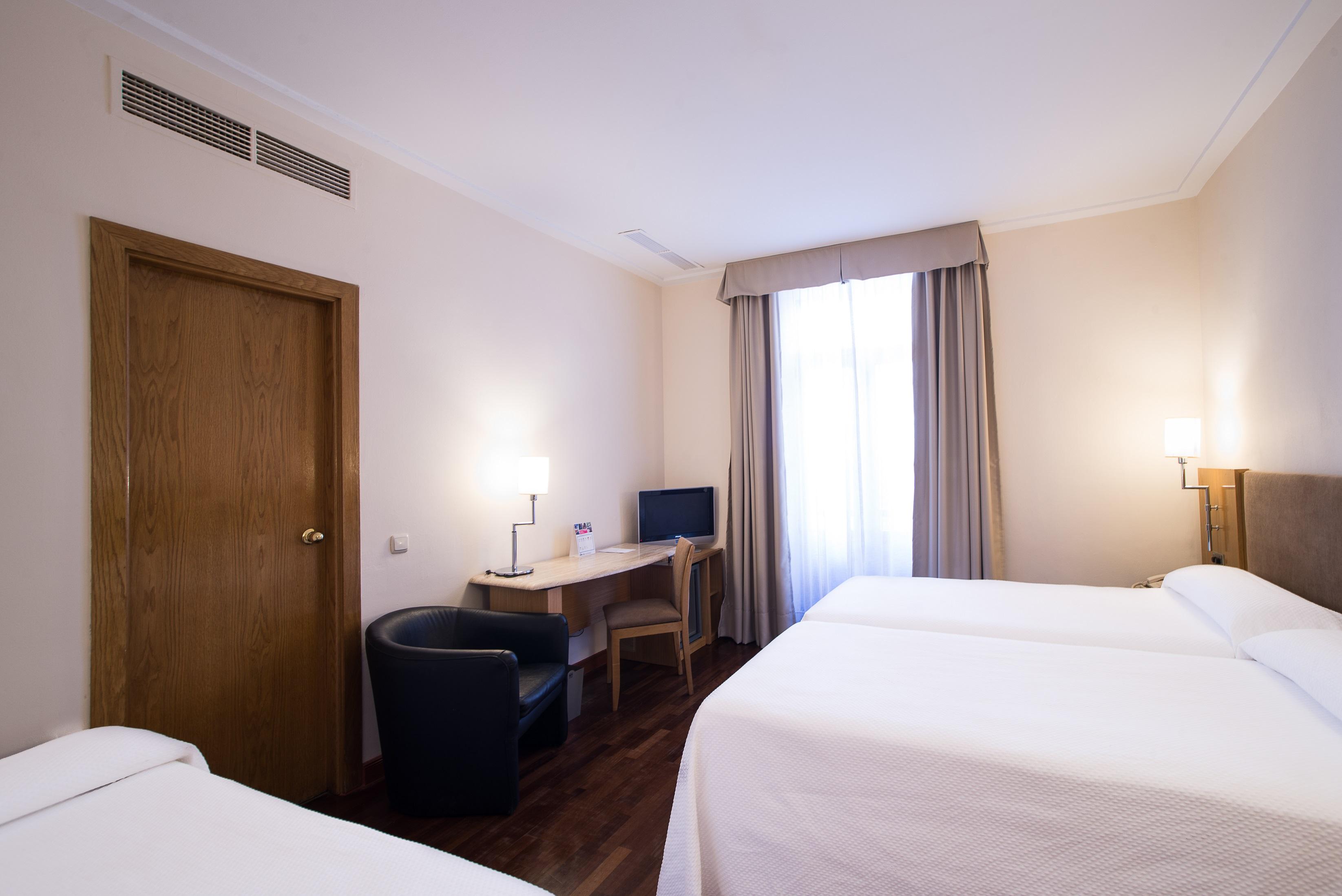Inglaterra 3* Granada