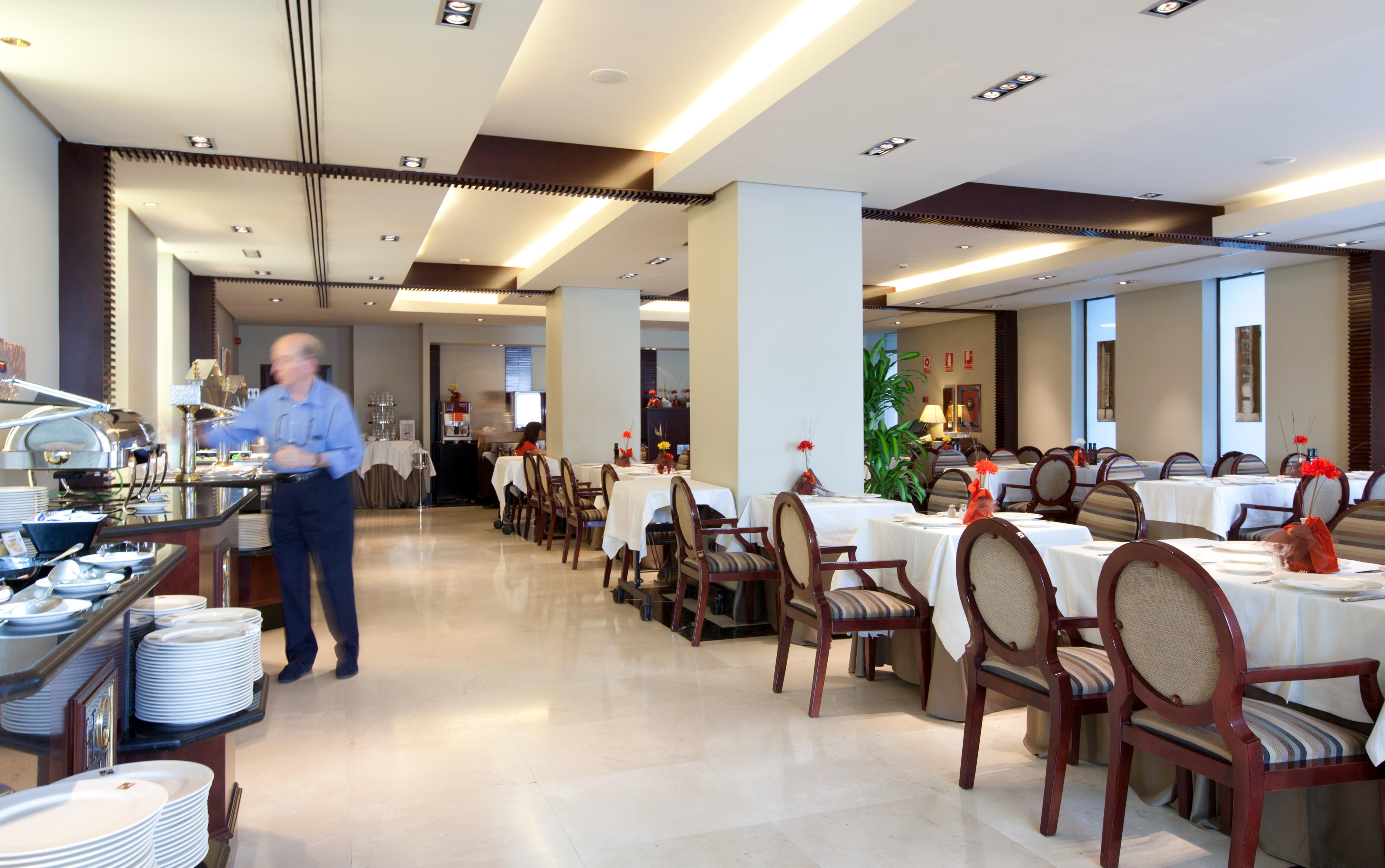 Andalucia Center Khách sạn Granada