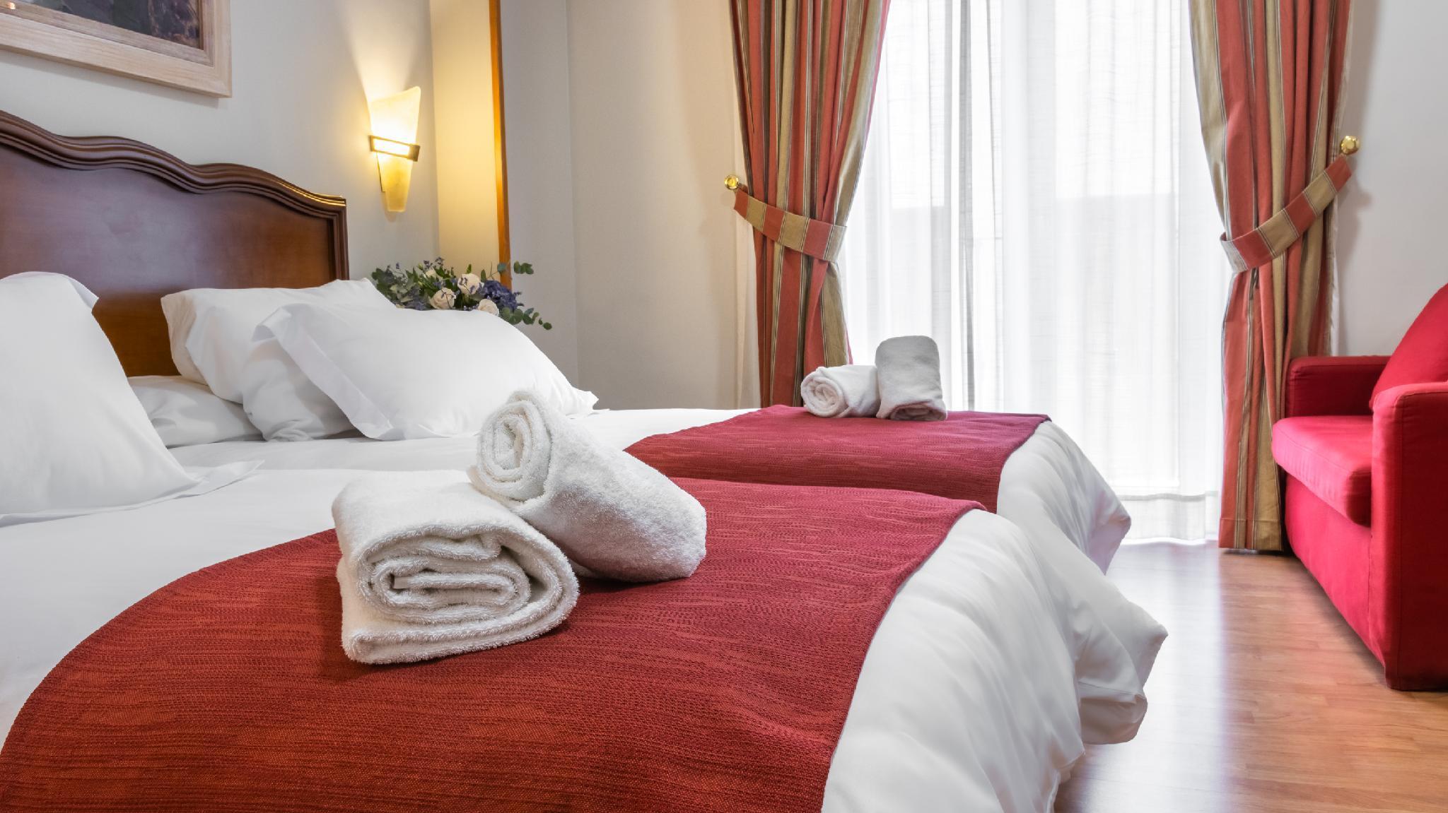 Hotel Reina Cristina Granada