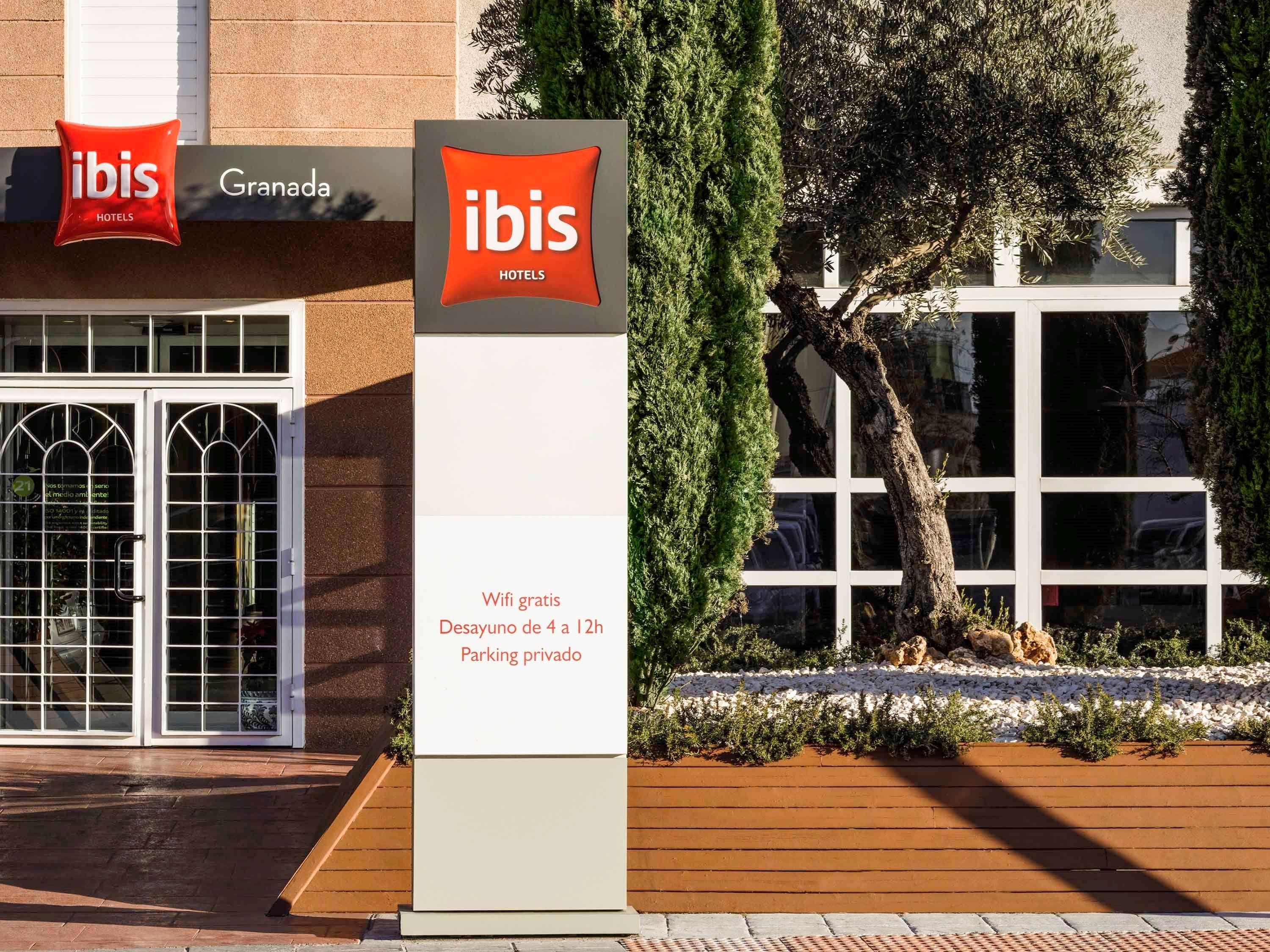 Ibis * Granada