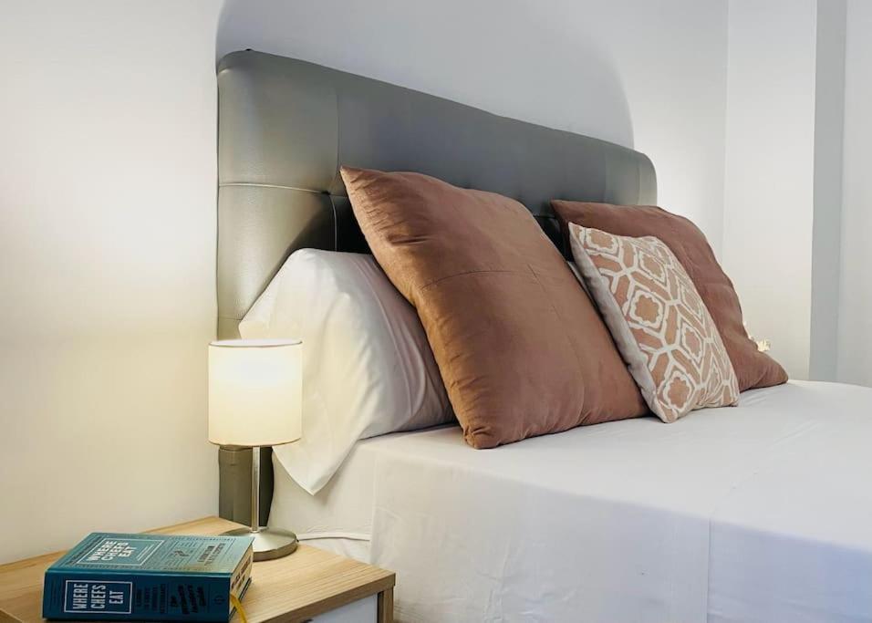 Lovely 2-bed In 1min To Gran Via De Colon By Sharingco Apartment Granada