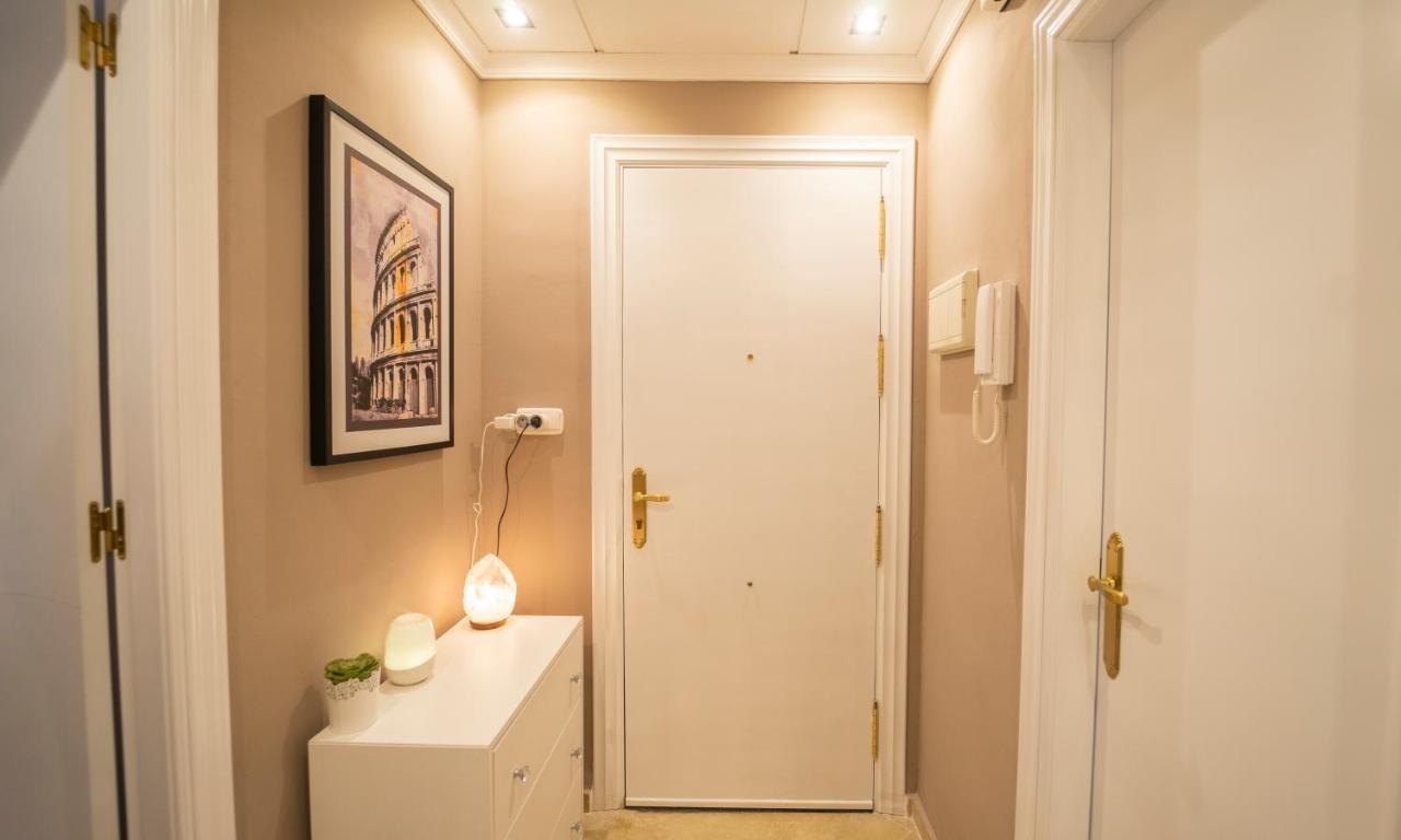 Aixa Serrallo Aparts Apartment Granada