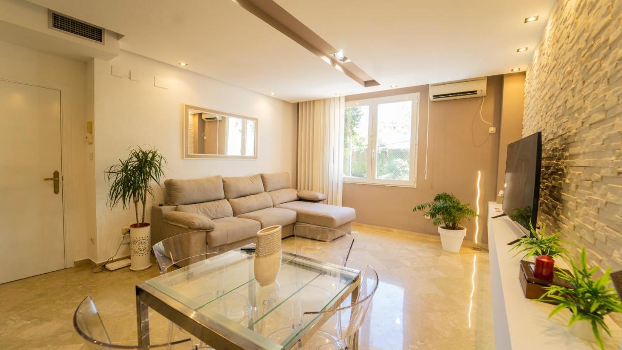 Aixa Serrallo Aparts Apartment Granada