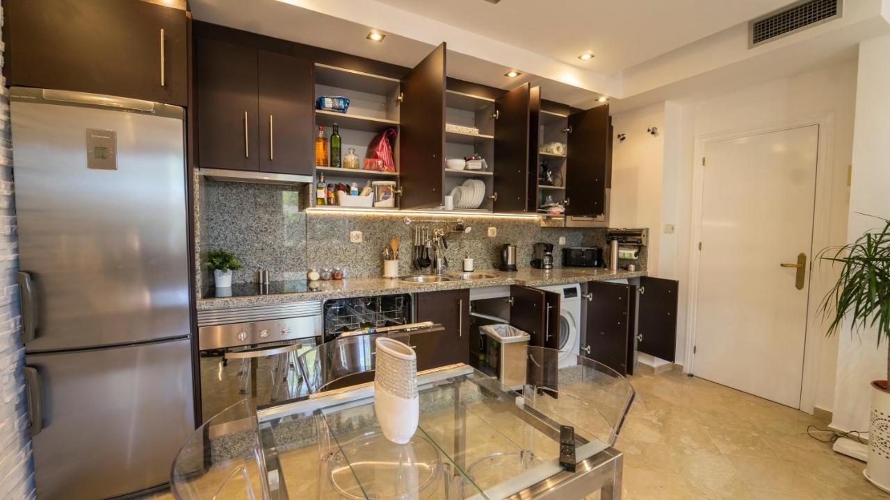 Aixa Serrallo Aparts Apartment *