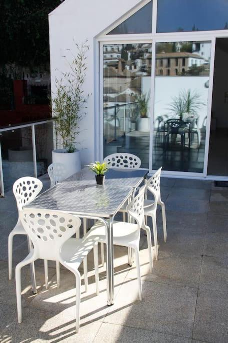 Amazing Loft! Rooftop Terrace! Alhambra Views! Granada
