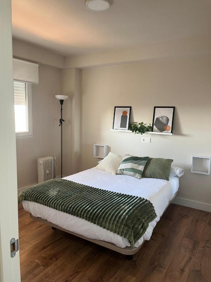 Ema House 1 Appartement *