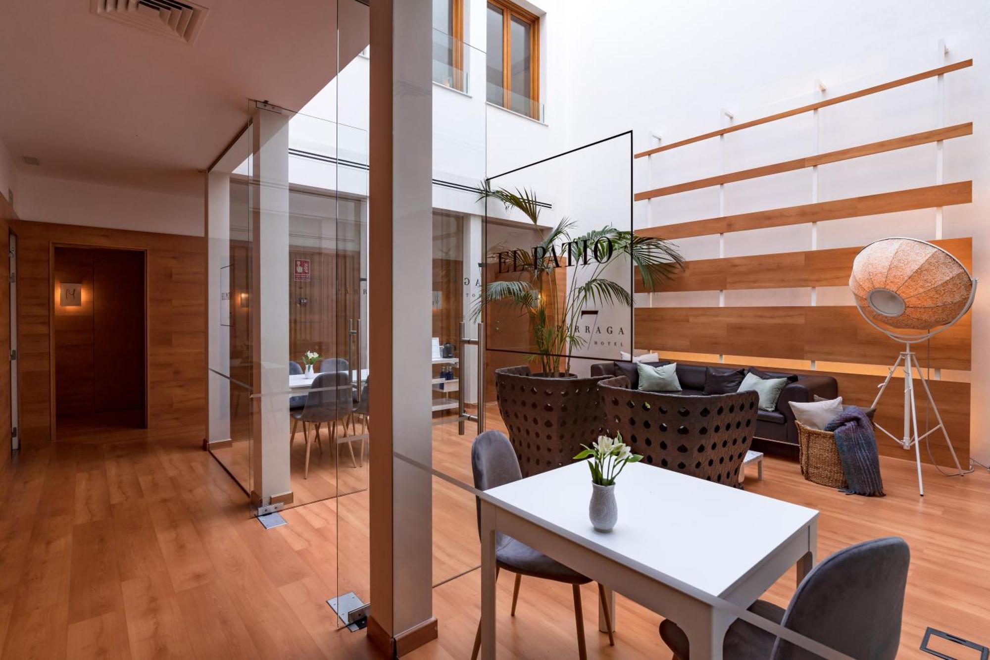 Hotel Parraga Siete