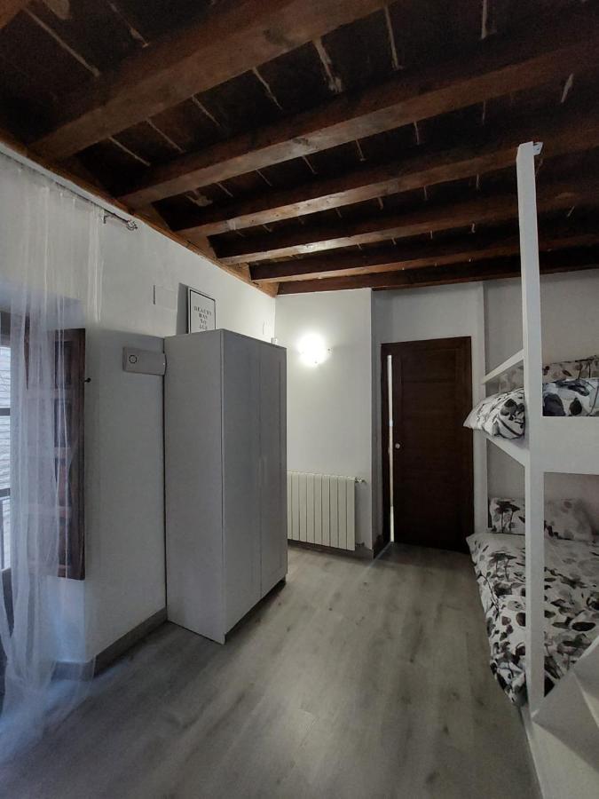 Nhà nghỉ Nueva Casa Torre Albaycin *