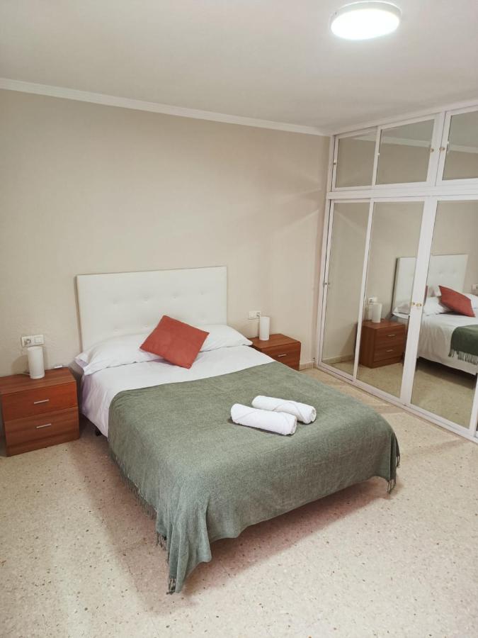 Piso El Serrallo Apartment *