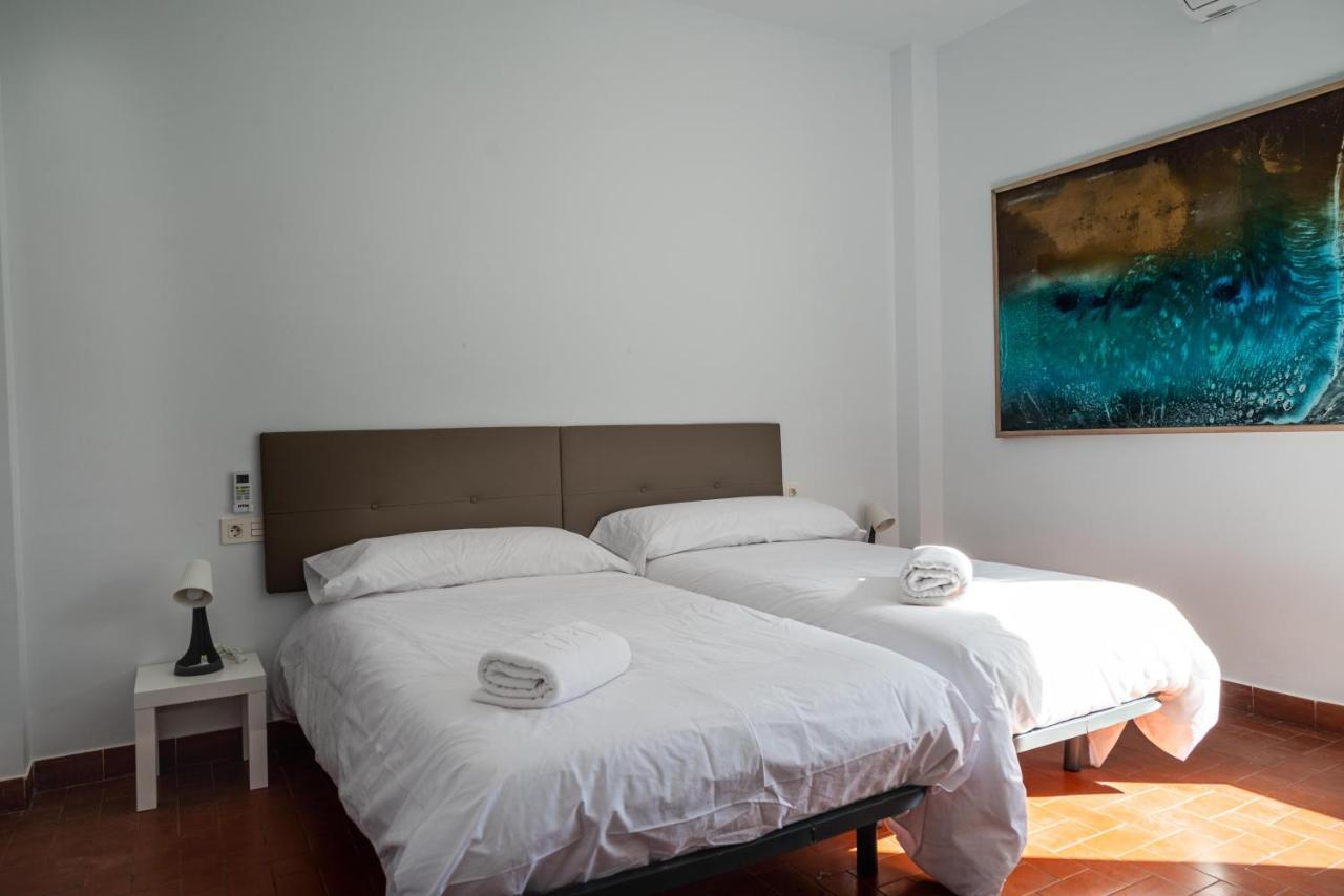Casa Con Piscina, Barbacoa Y Jardin Para 20 Personas Casa de férias *