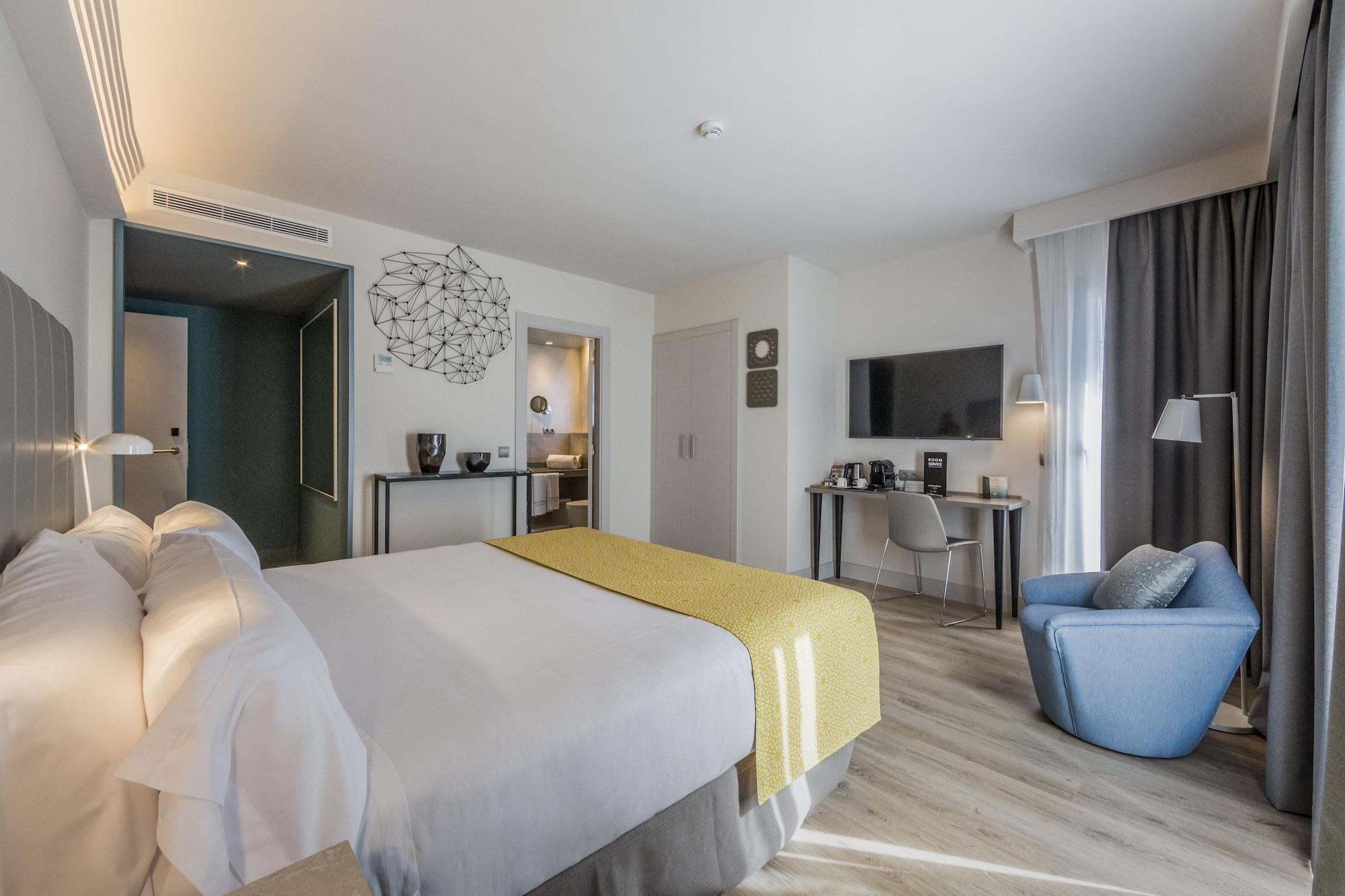 Catalonia Hotel
