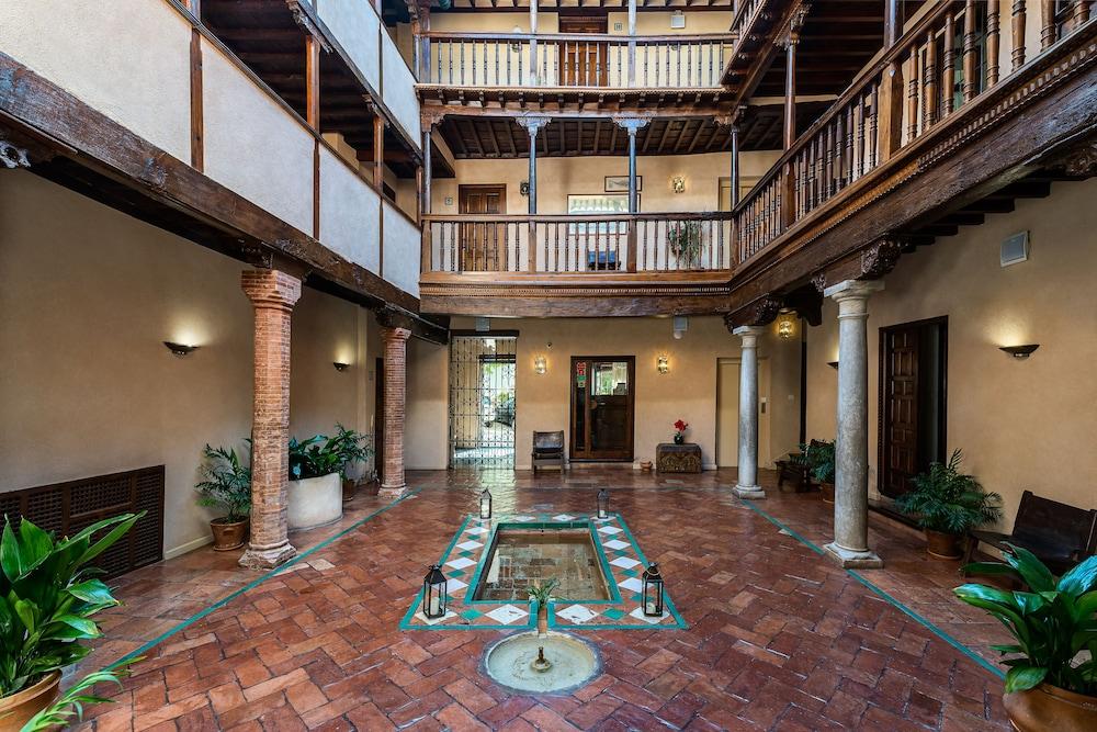 Casa Morisca 3*