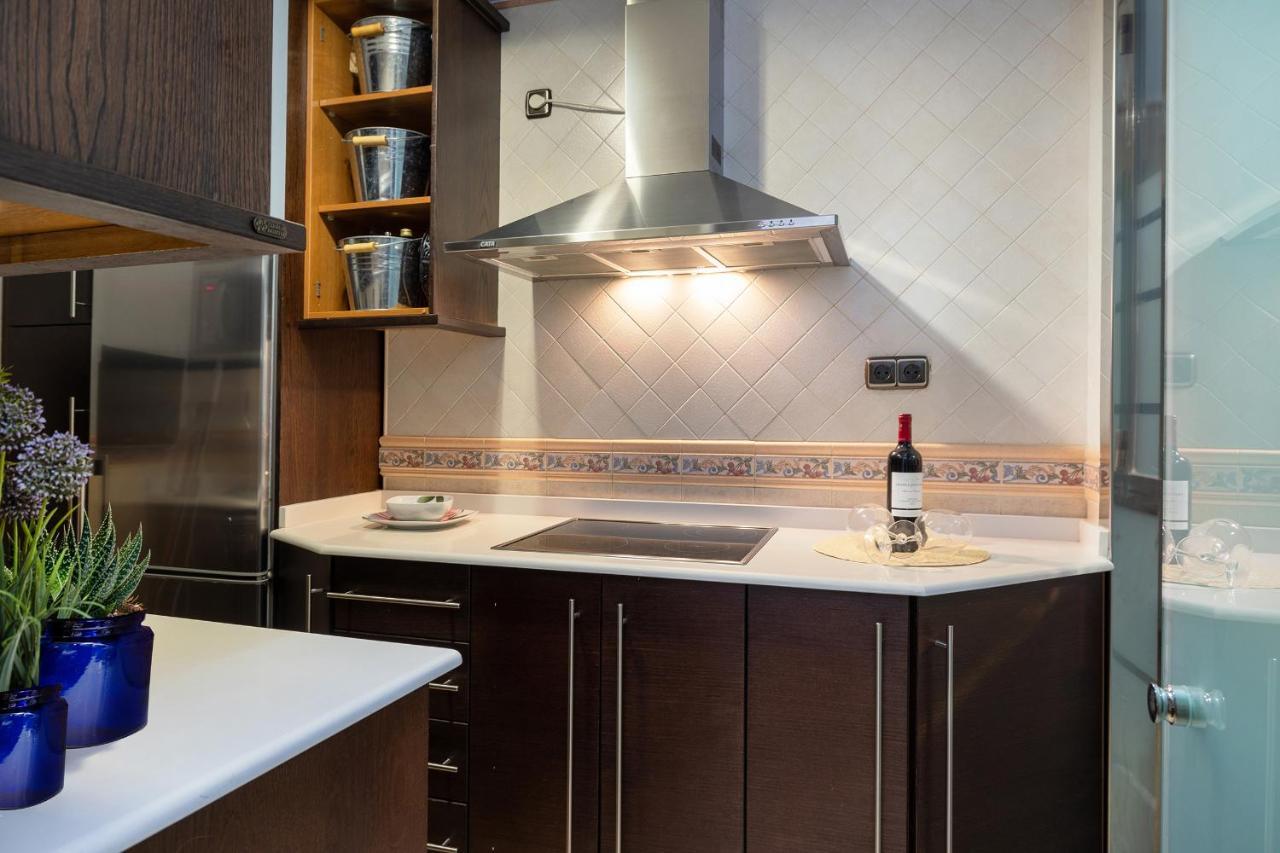 Dreaming Bib Rambla - Free Parking Apartment Granada