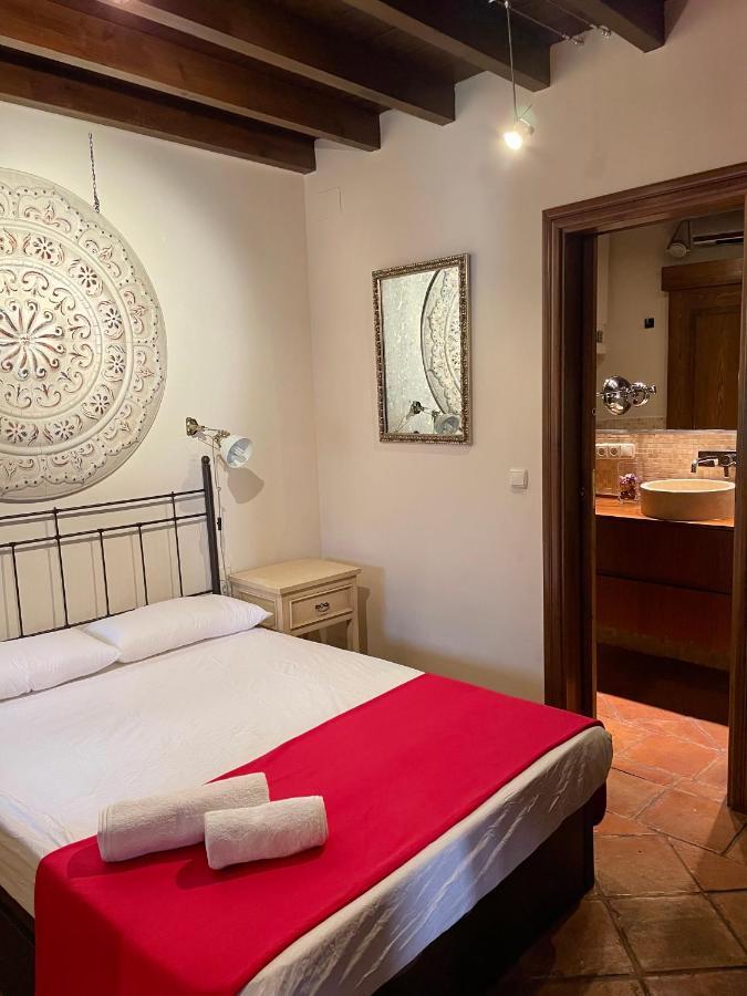 Sleep In Historic Puerta Elvira Appartement *