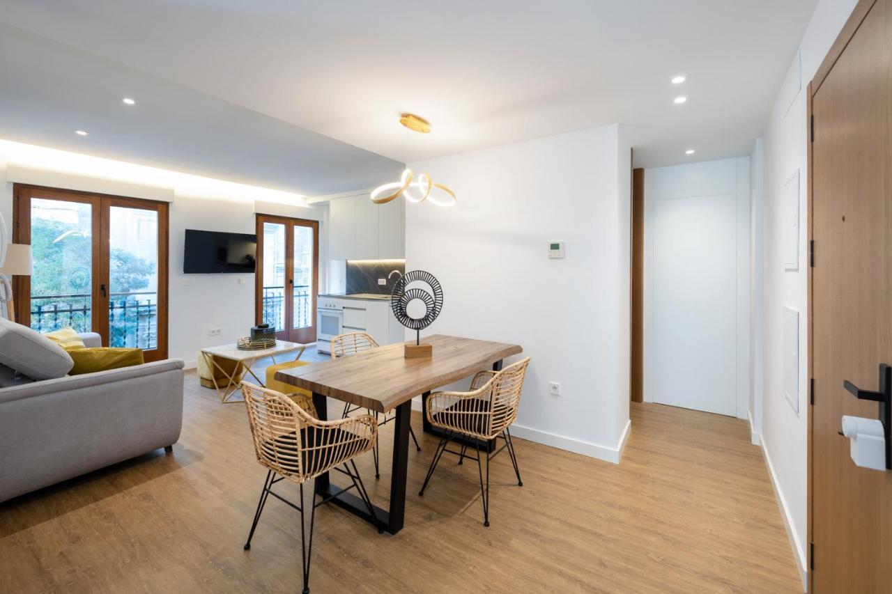 Apartamento San Jeronimo Catedral 2br Granada