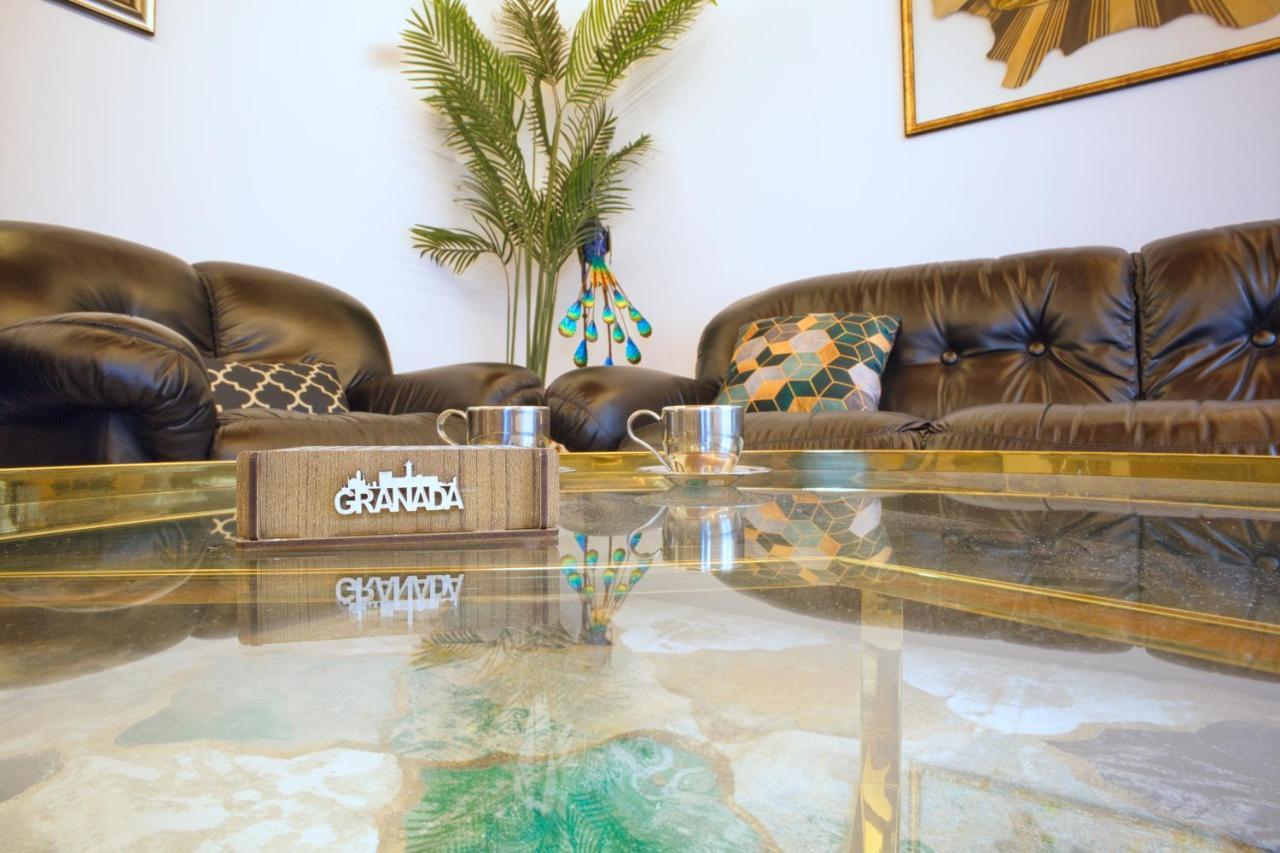 Insight, Mirador San Nicolas, Parking Included