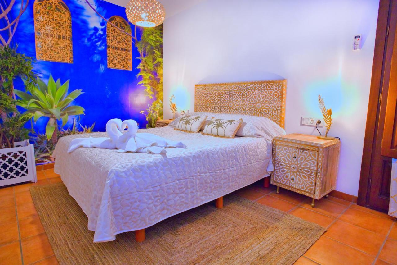 Insight, Mirador San Nicolas, Parking Included