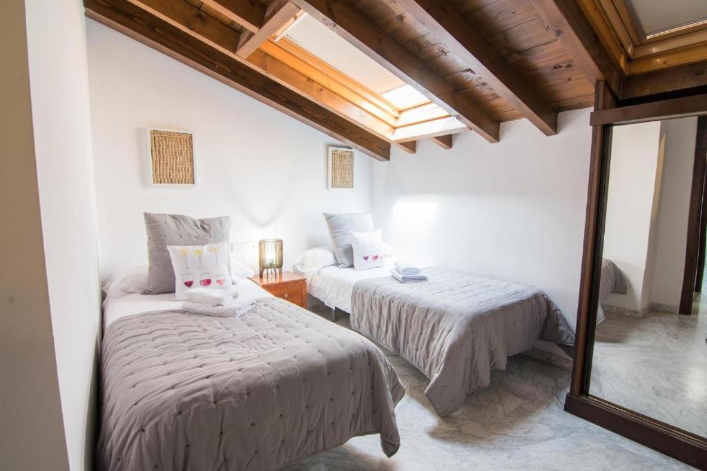 Tuguest Atico Gracia Căn hộ