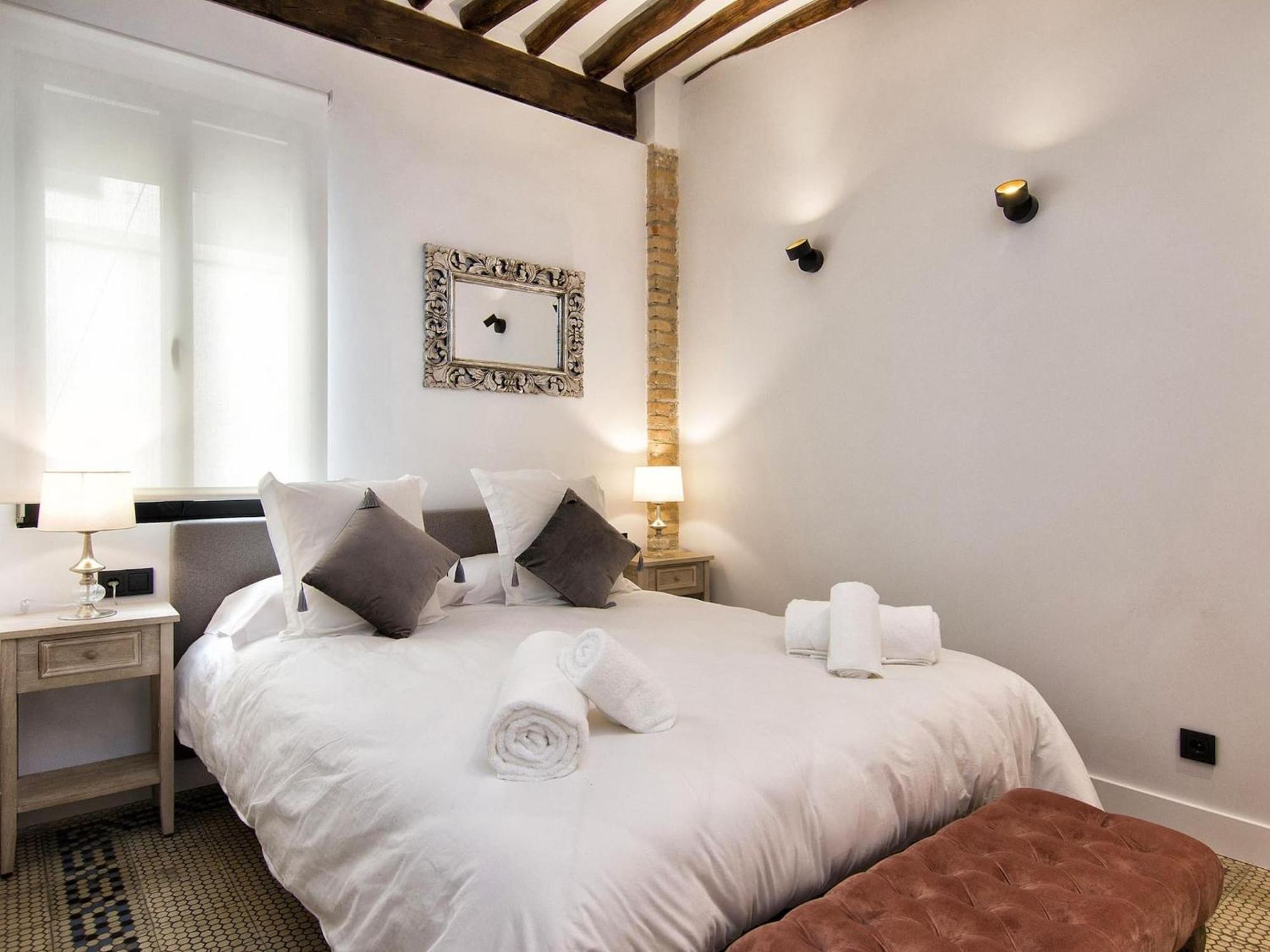Santa Paula Cozy & Elegant In The Heart Of Apartment