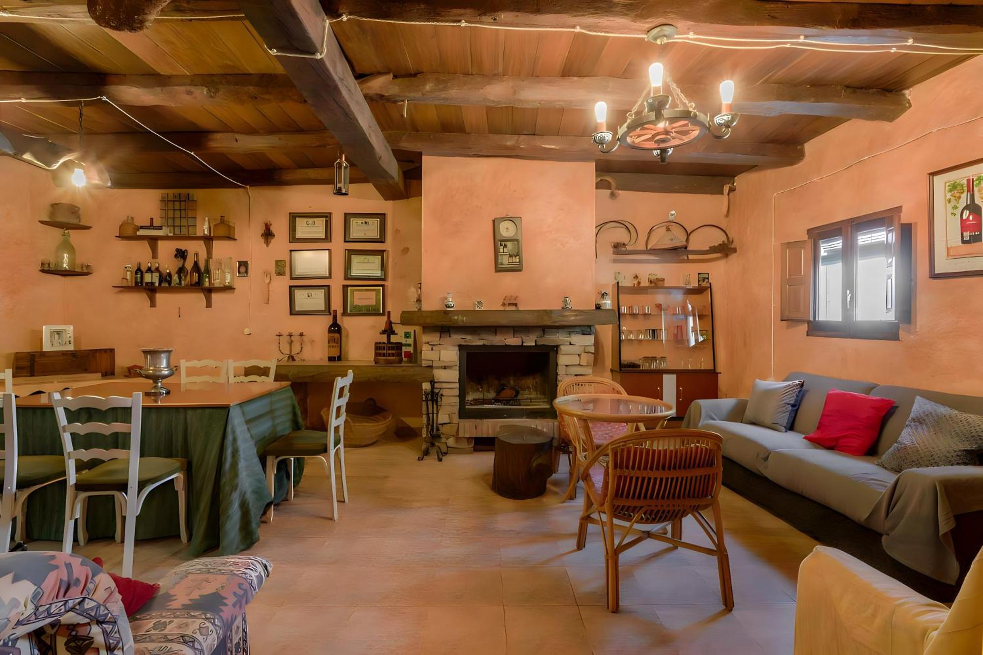 Holiday home Casa Grande Con Piscina Familias