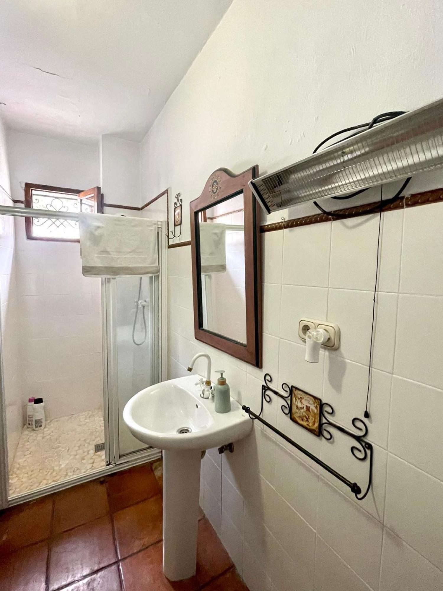 Ở trọ Con Bano Y Cocina Privados En Albaicin