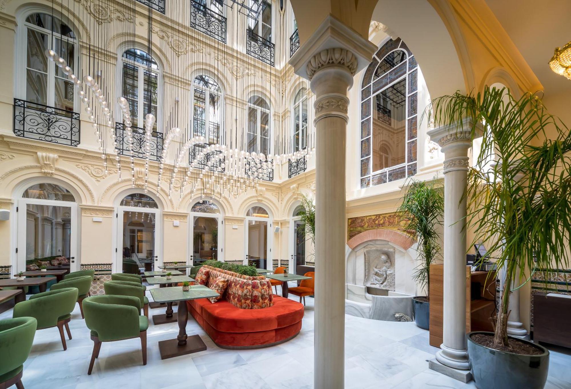 Palacio Gran Via, A Royal Hideaway 5*
