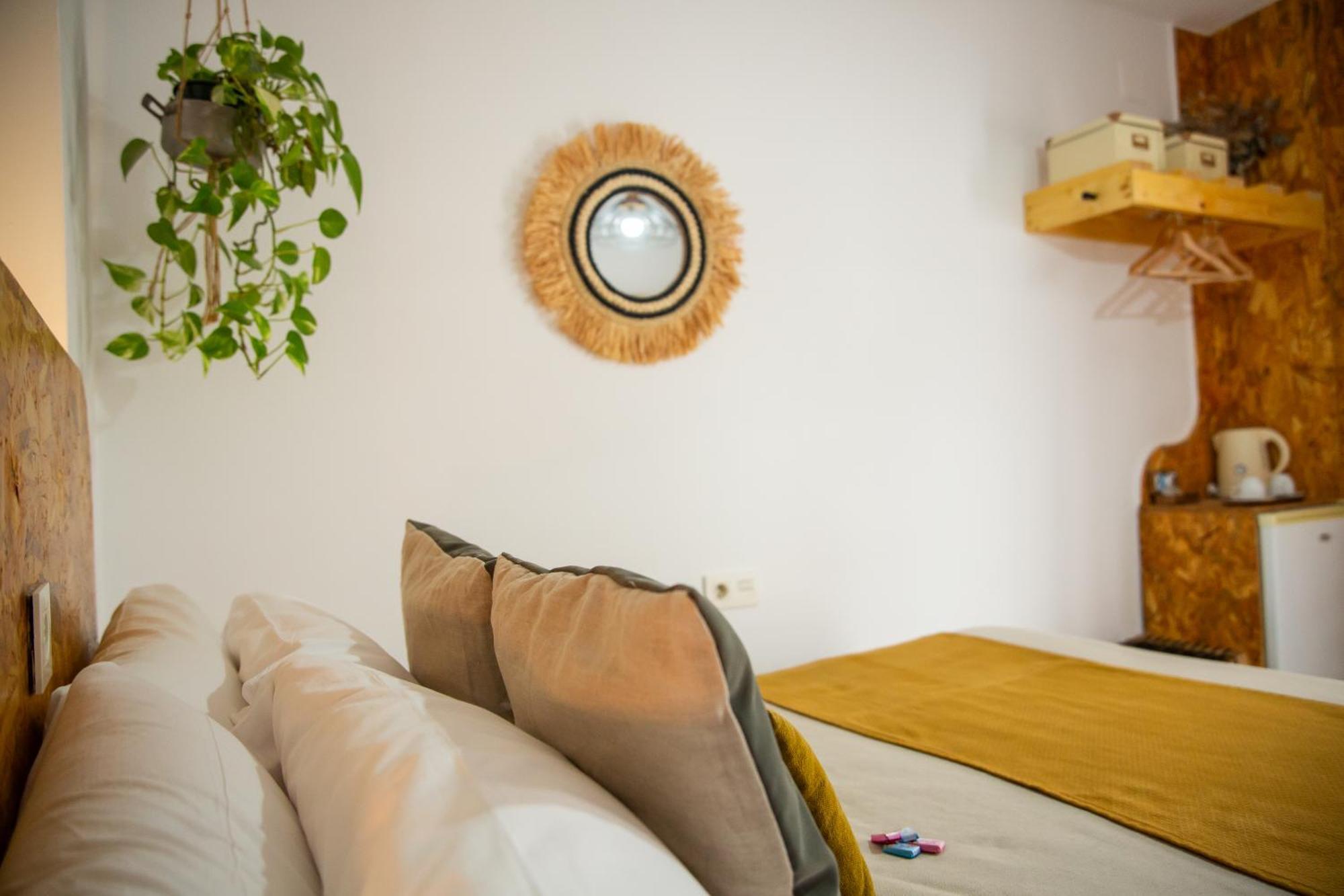 Rooms Vita * Granada
