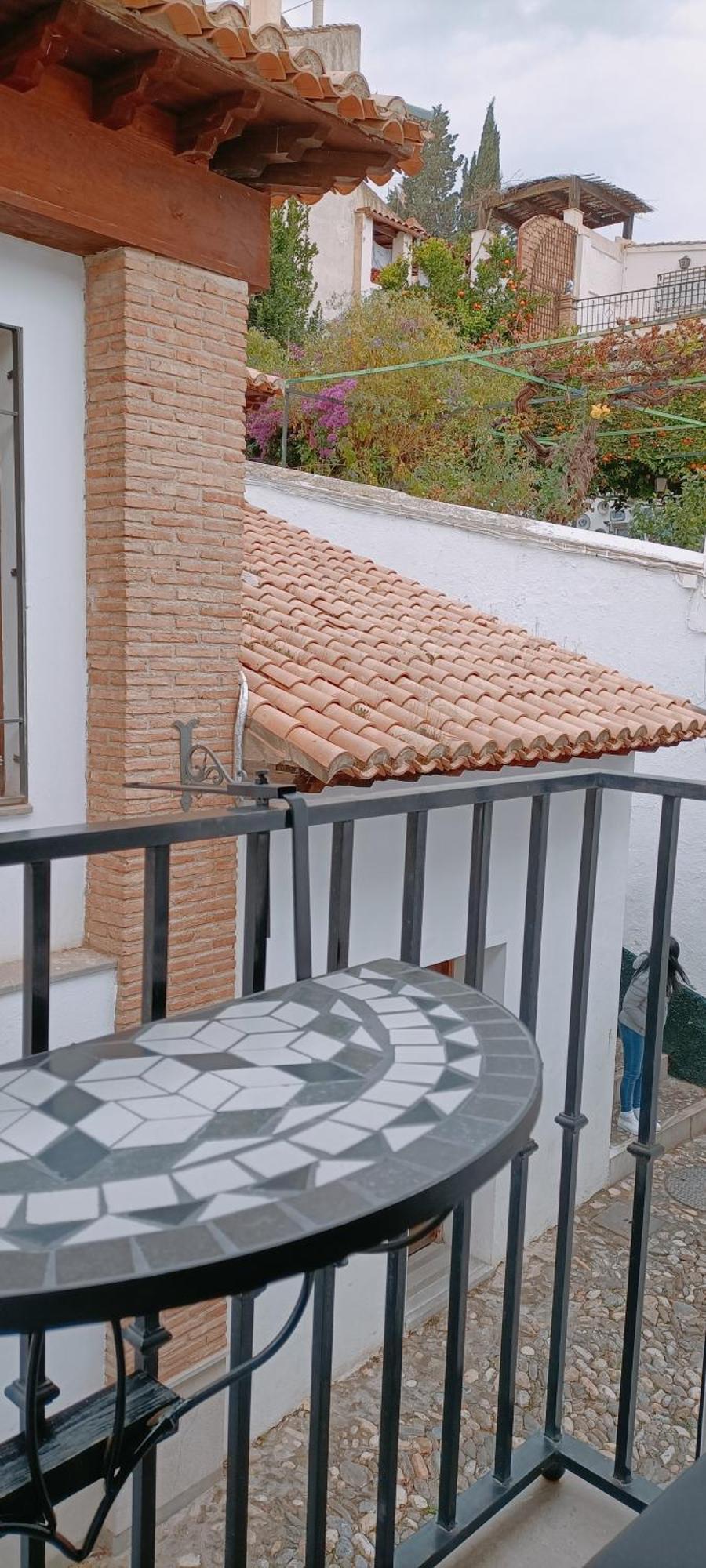 Insight, Mirador San Nicolas, Parking Included Apartment