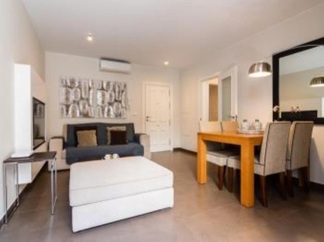 Tuguest S.pedro Apartamento *