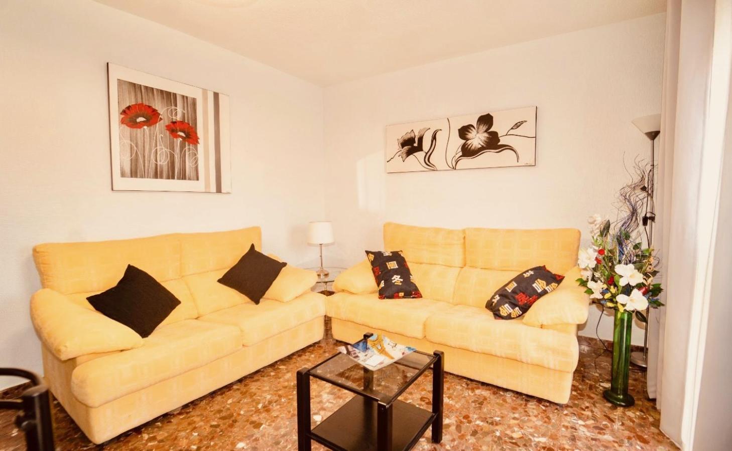 Jose Enrique Apartment