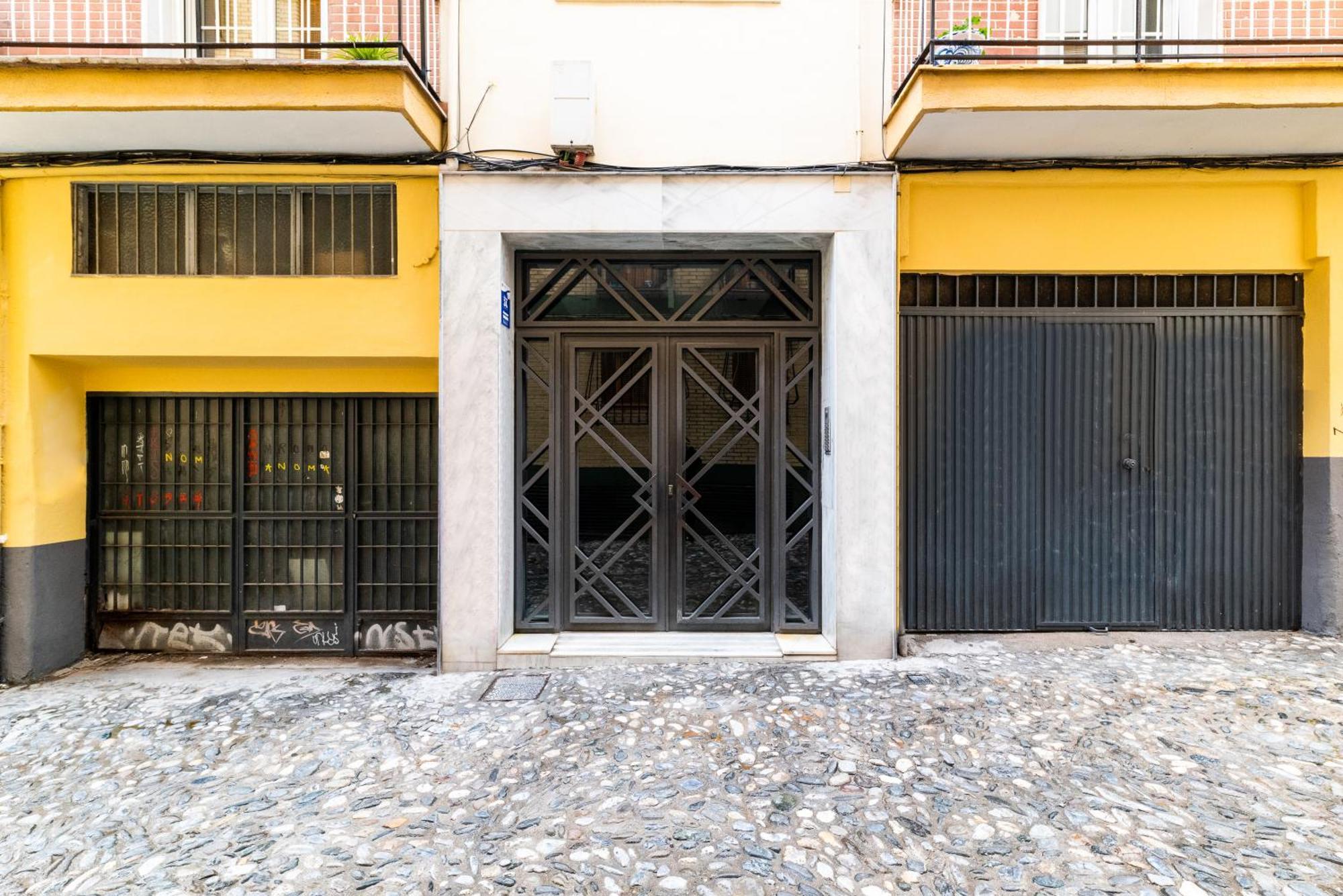 En El Corazon De Junto A Catedral Y Arco Elvira Apartment Granada
