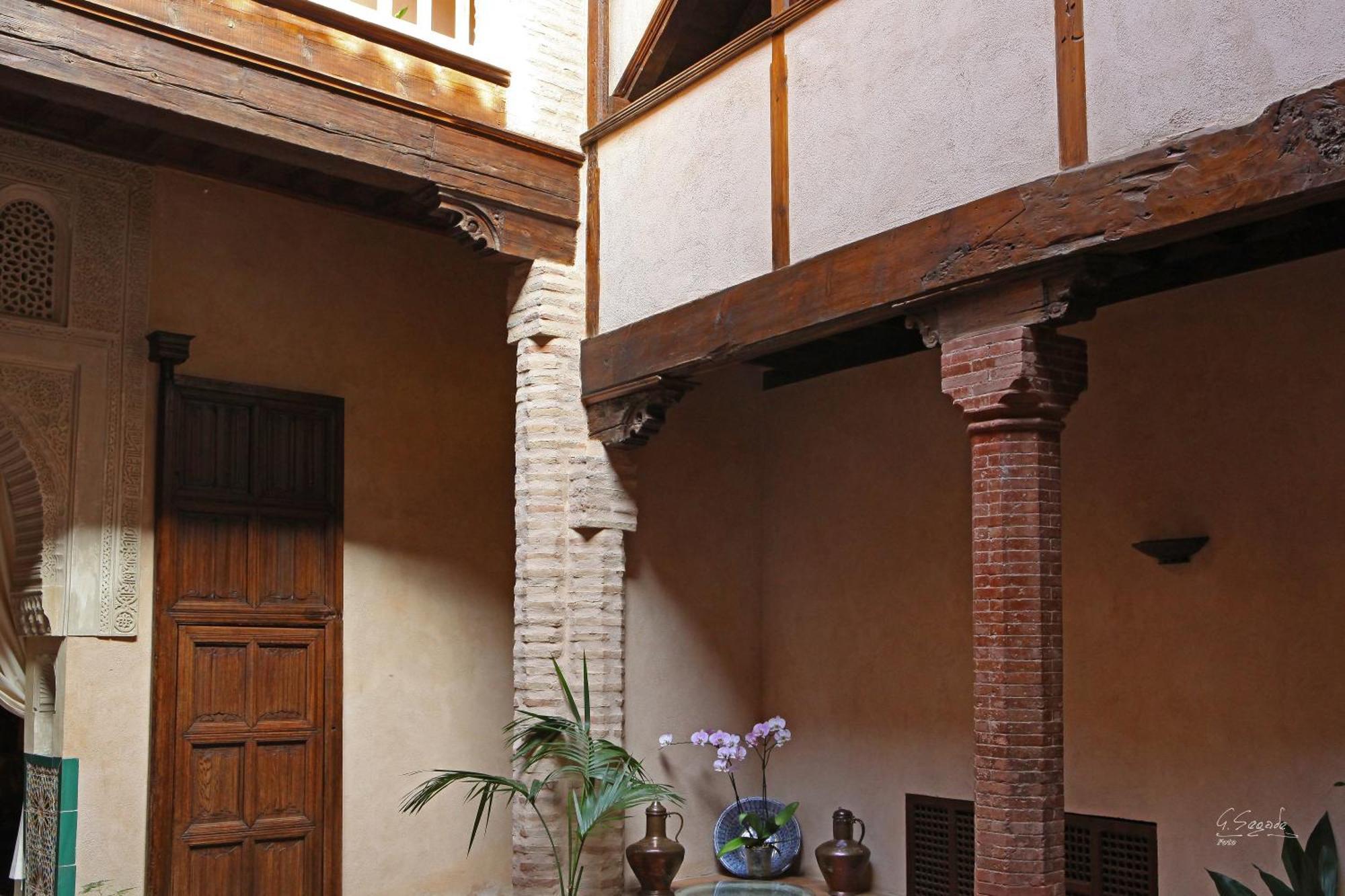 Hotel Casa Morisca 3*